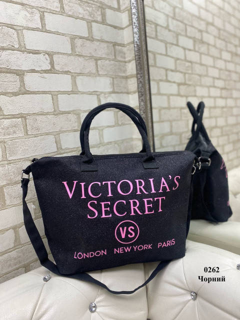 

Черная спортивная тканевая сумка Victoria's Secret люкс качества - копии брендов (0262)