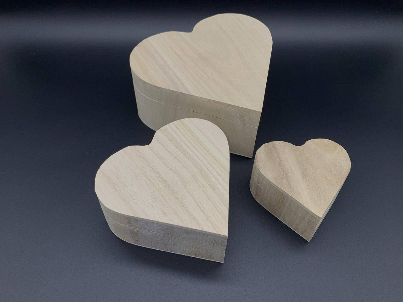 

Шкатулка для декупажа с замком и магнитом. Сердце. 3шт/комплект. 16,5х16х7,5см