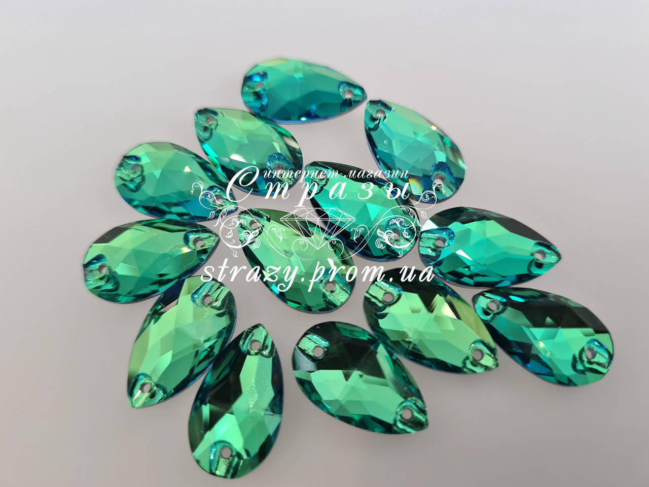 

Стразы Lux Капля 10х18мм. Peridot