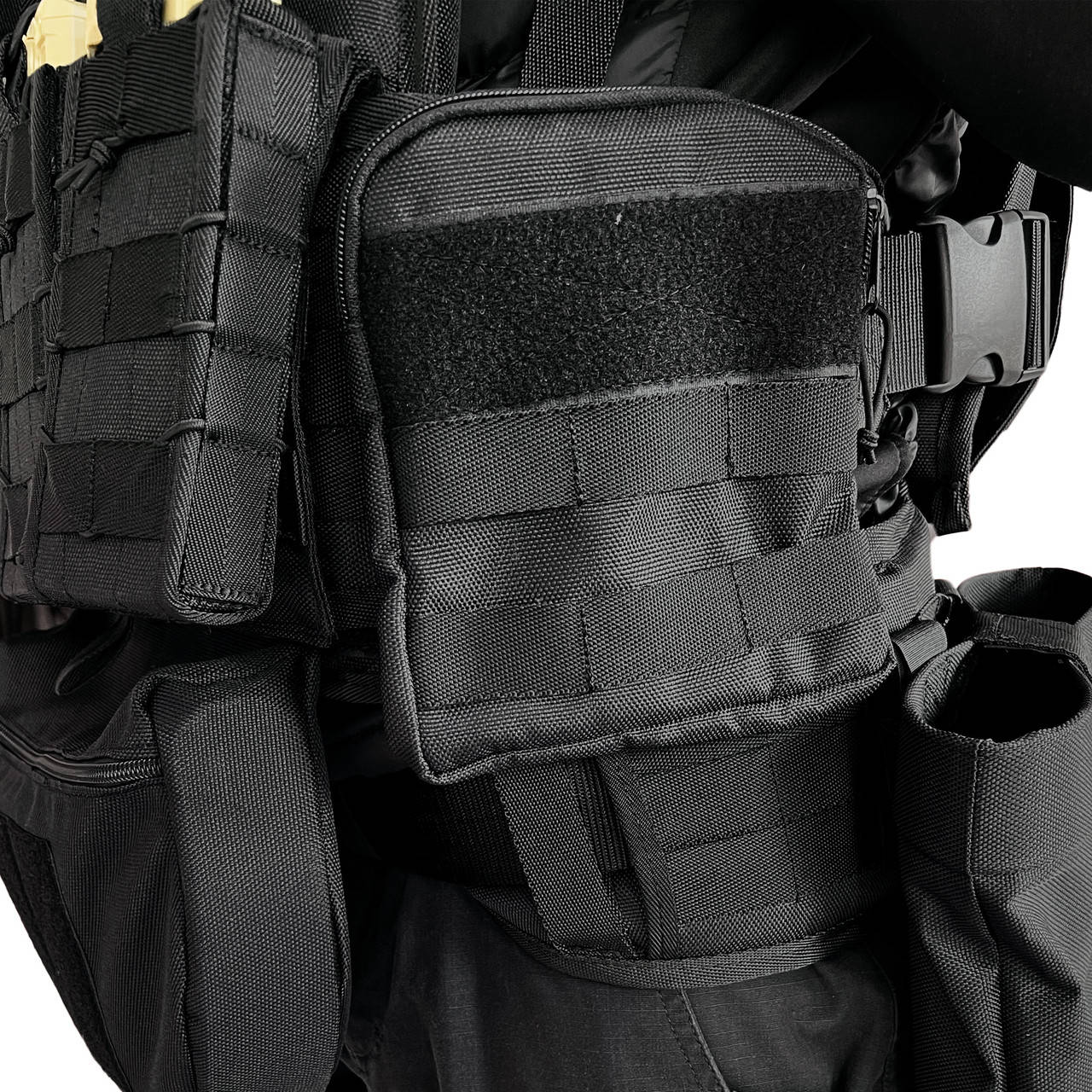 

Тактический подсумок для боковых бронеплит BroniQ Oxford 1200D 18 х 5 х 17 Черный