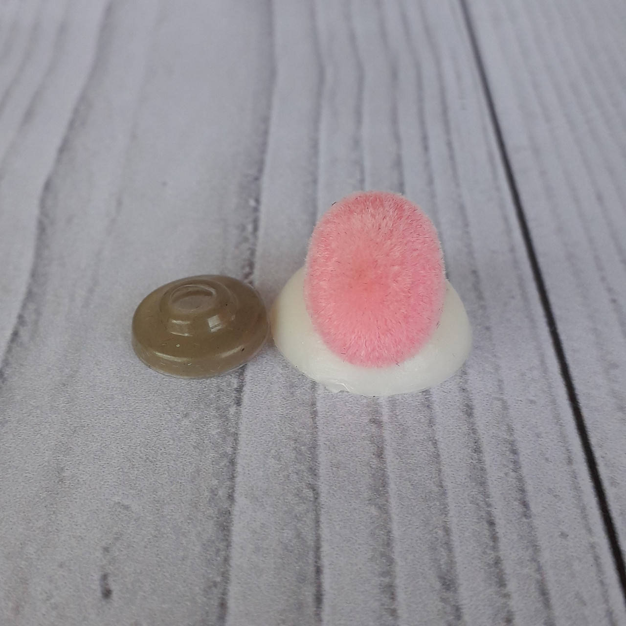 

Носик для іграшки - 9х12мм, рожевий з оксамитовим напиленням