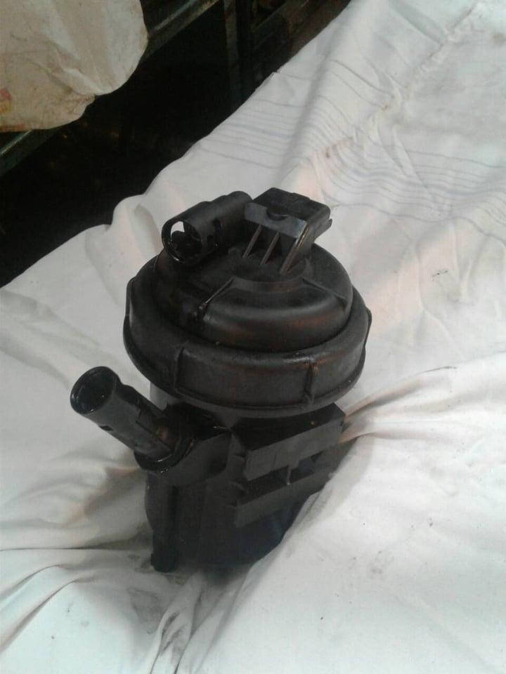 

Корпус топлевного фтльтра Опель Астра G Зафіра Б 1.9 2005-2014 13204107