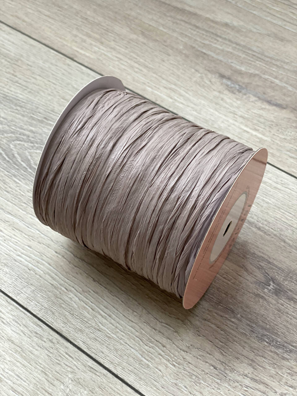 

Рафия Ispie Taupe