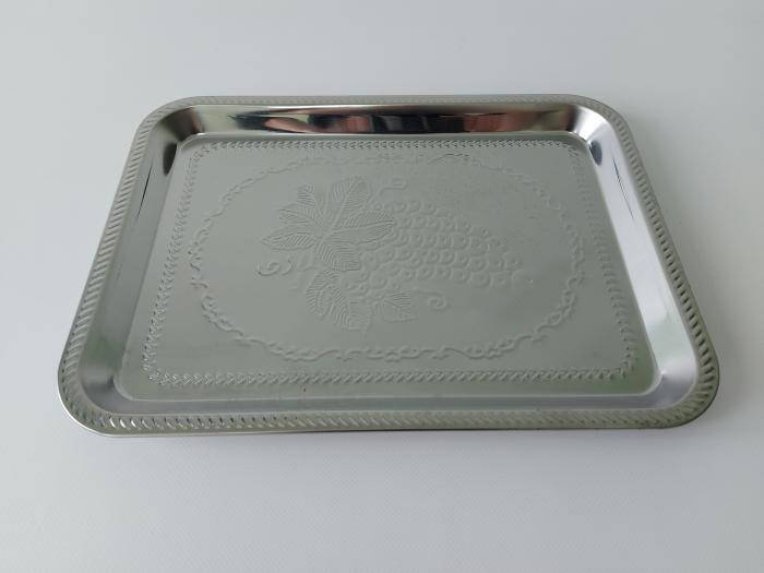 

Поднос металлический прямоугольный нержавейка Разнос из нержавеющей стали Виноград 44 * 34 / 39 * 29 cm H 2 cm