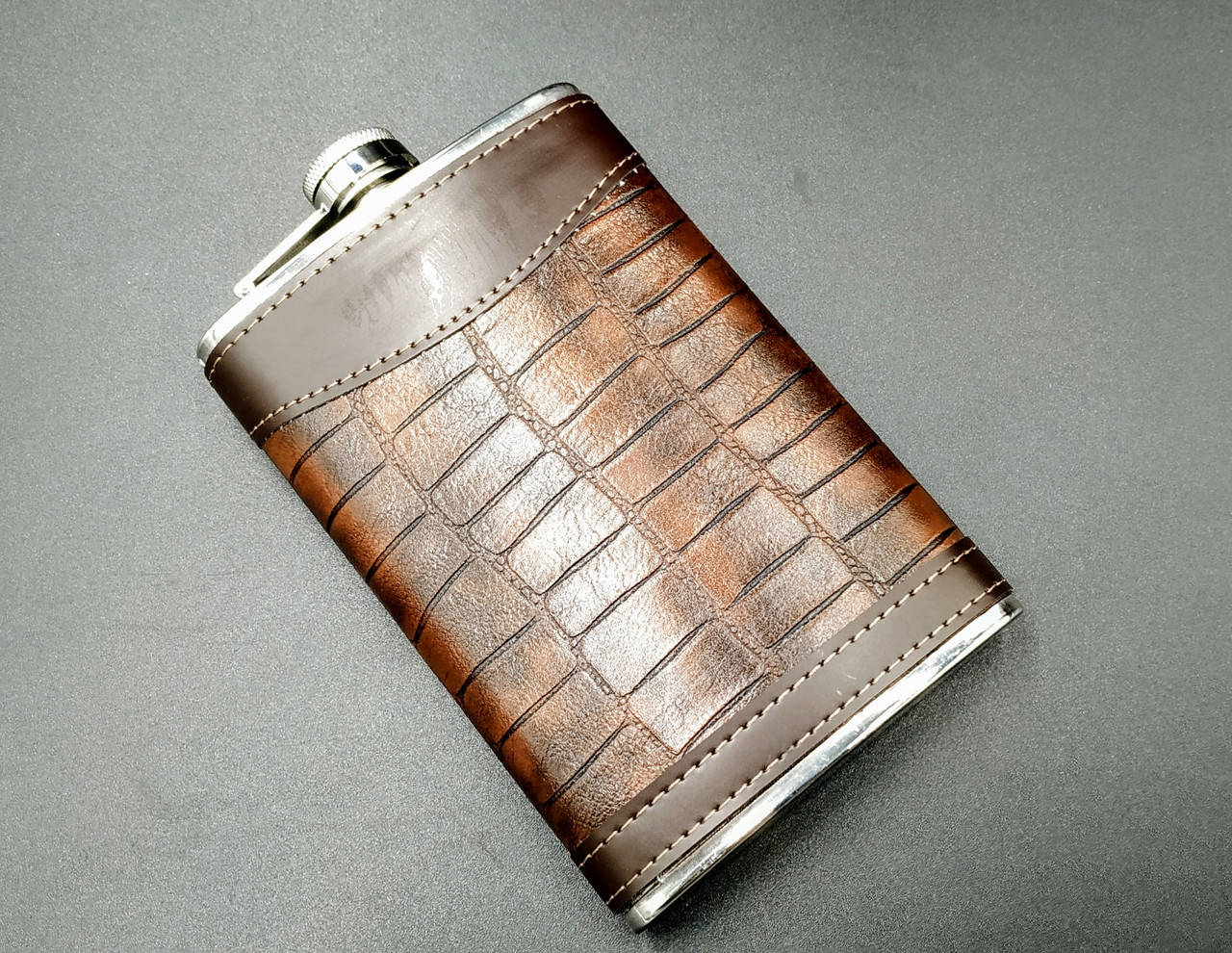 

Фляга карманная декорированная 10 oz, Коричневый