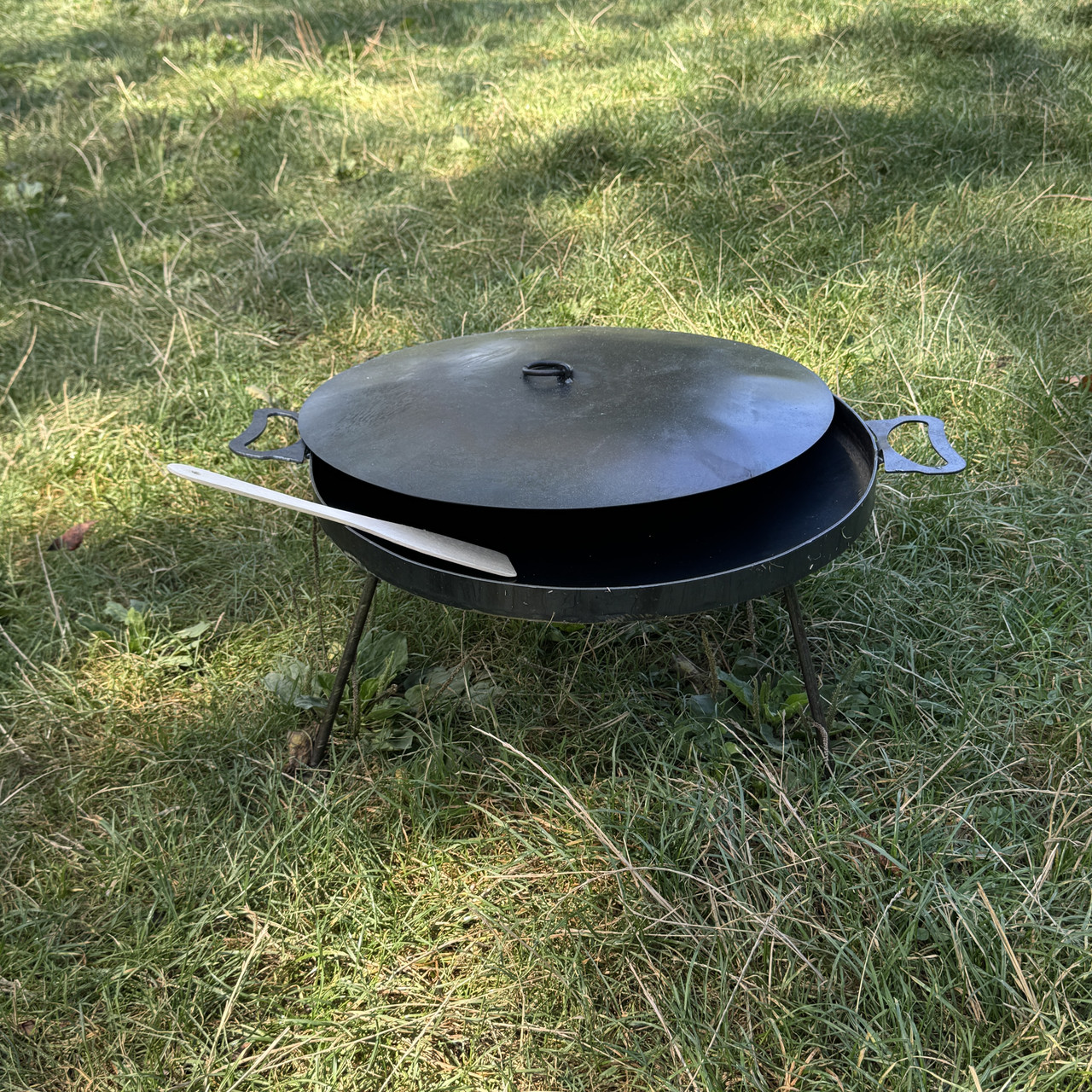 Сковорідка з диску 40см з кришкою