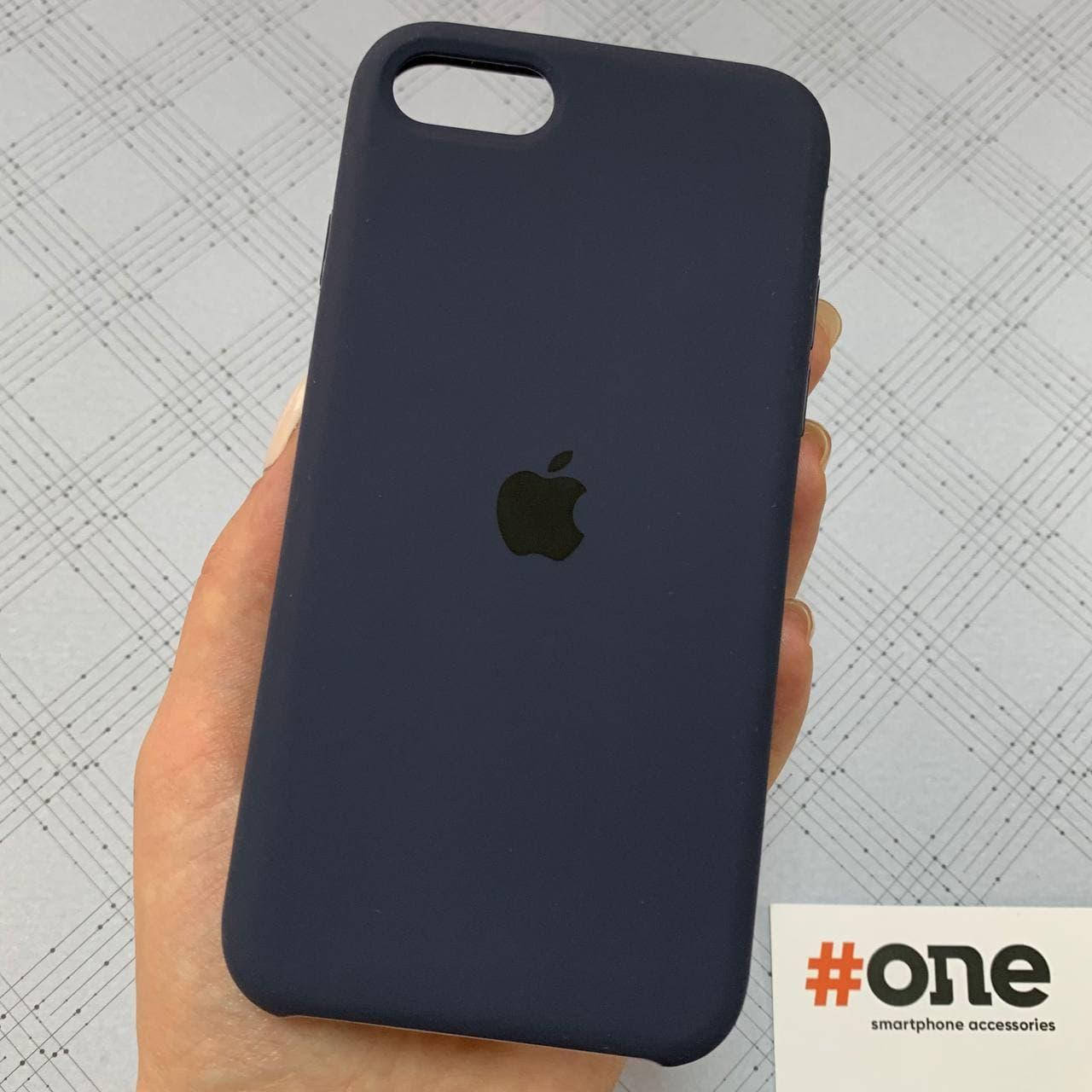 

Чехол для iPhone SE 2020 Silicone Case с микрофиброй бархатом силикон кейс на айфон се 2020 темно синий 08 SLK