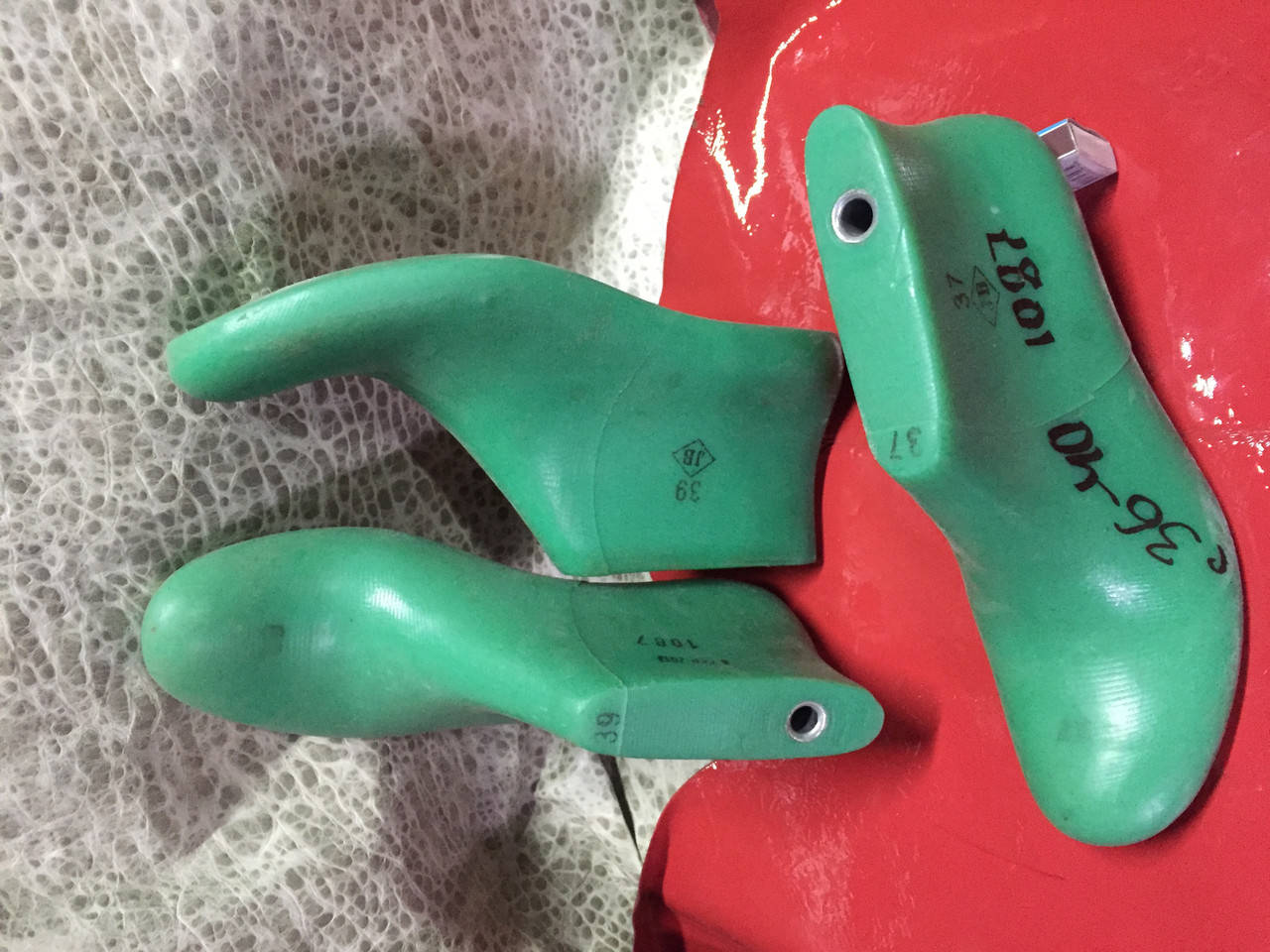 

Женские обувные сапожковые Колодки