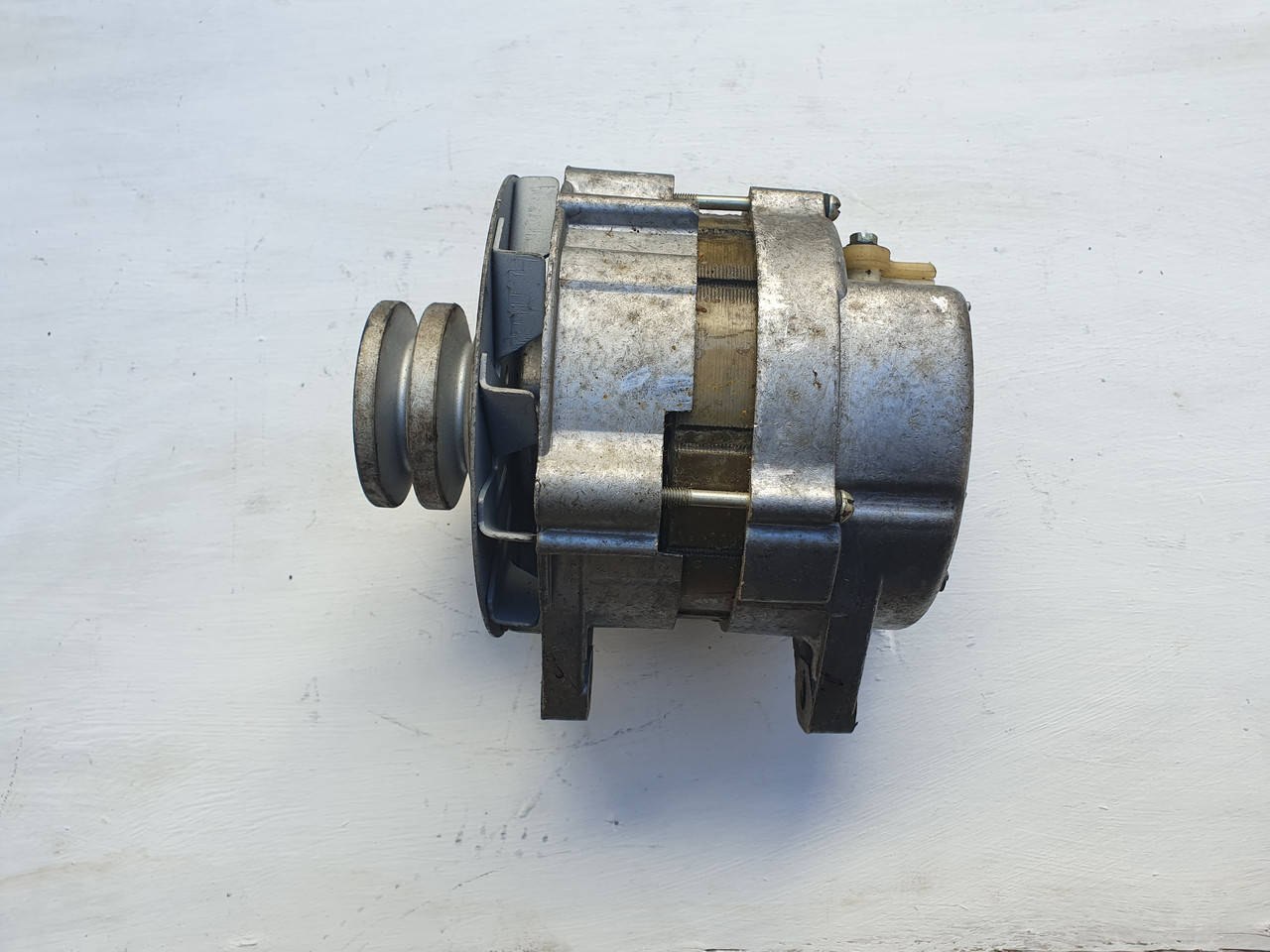 

Генератор ГАЗ-2410, ГАЗ-3309. 1601.3701