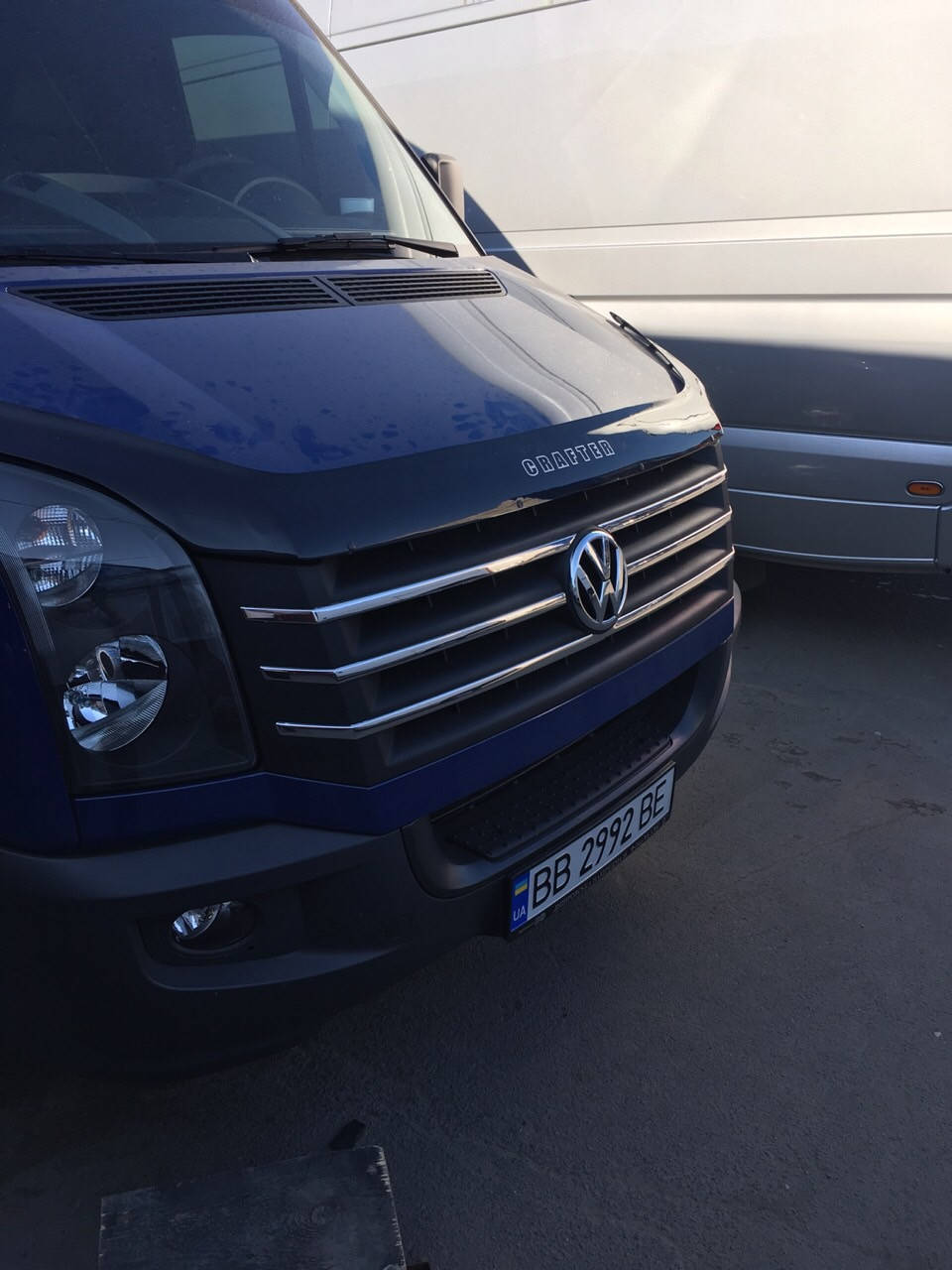 

Накладки на решетку 2011+ - Volkswagen Crafter 2006-2017 гг.