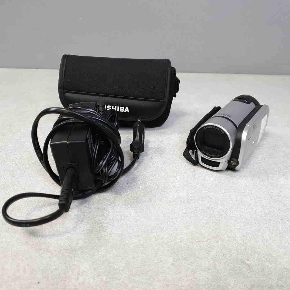 

Видеокамеры Б/У Canon Legria FS305