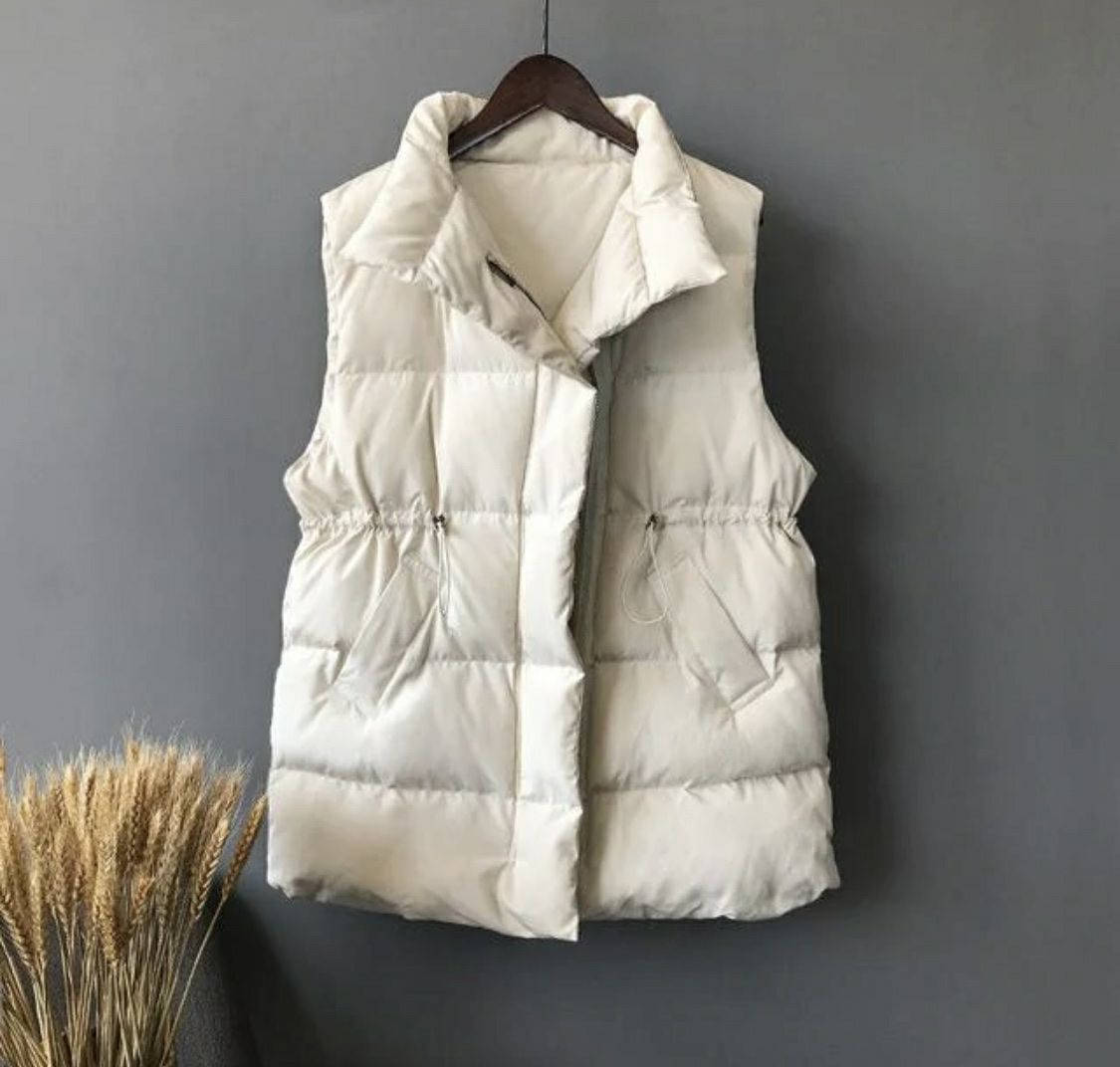 

Женская весенняя жилетка-безрукавка синтепон 200 новинка 2022 молоко, 46/48