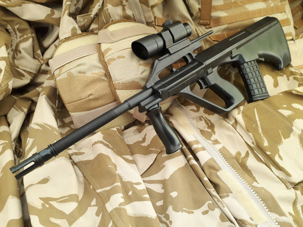 

Игрушечный автомат Steyr AUG на пластиковых шариках, Черный