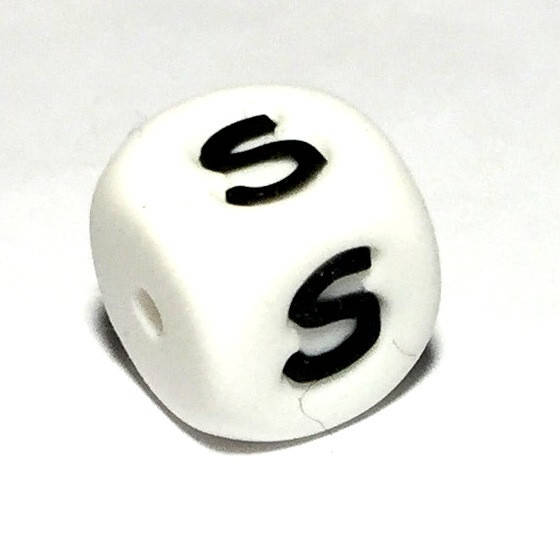 

Буква - S (силиконовые бусины), Белый
