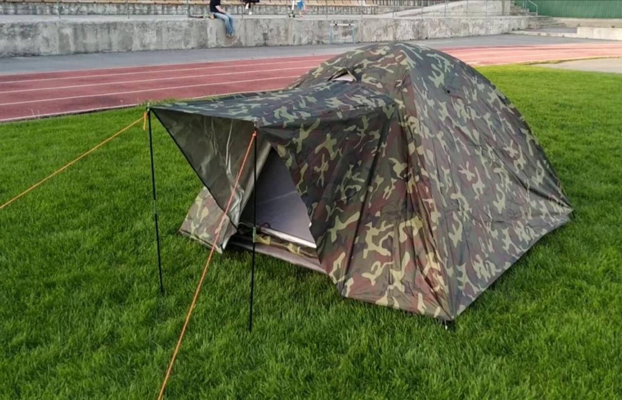 

Палатка,четырёх местная,4 местная,двухслойная,намет,с,козырьком