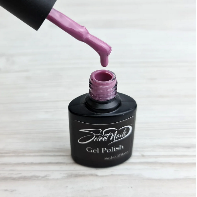 

Гель лак для ногтей Sweet Nails сиренево-розовый №86 8мл