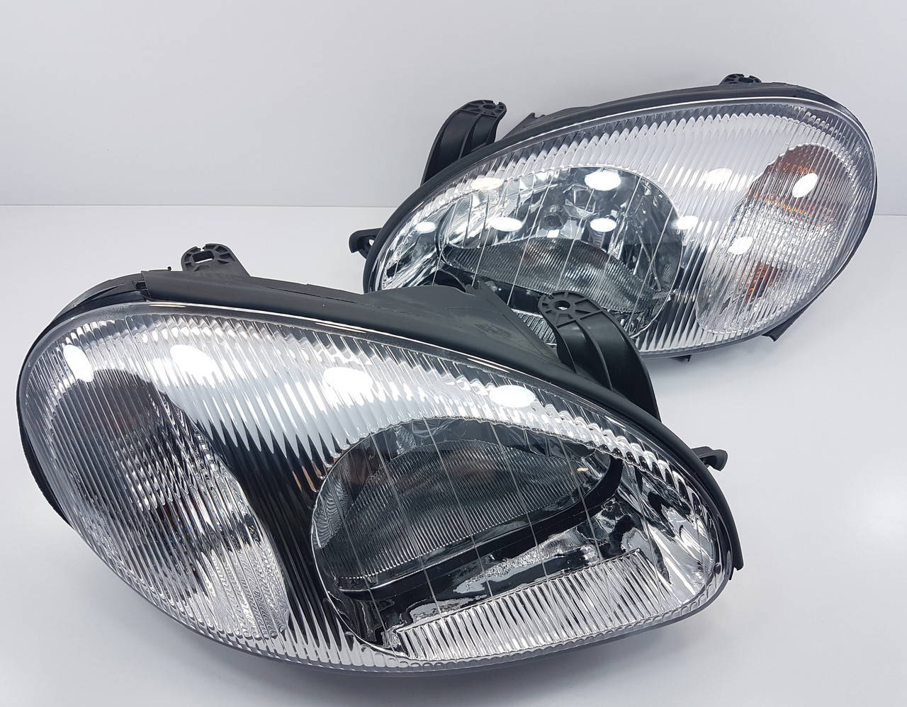 

Фары комплект Ланос ,Сенс DW MOTOR Корея