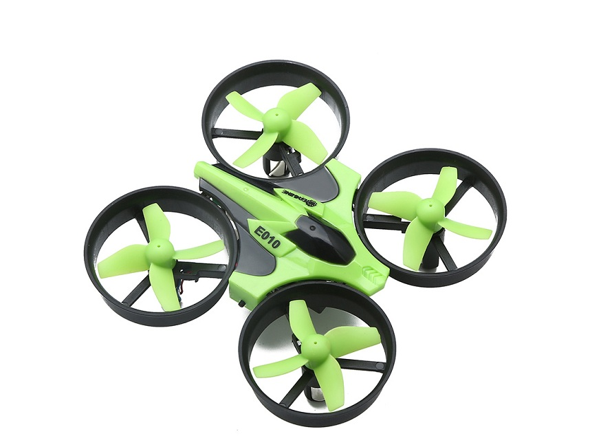 

Квадрокоптер Eachine E010 зелений