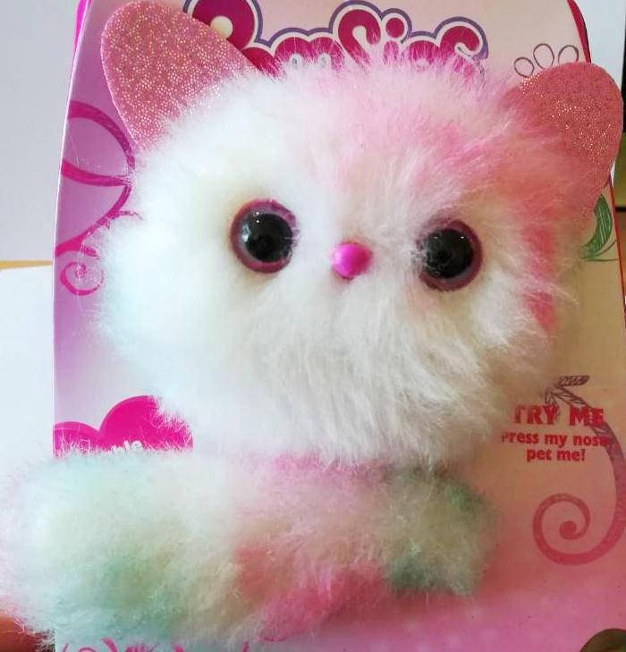 

Интерактивная кошечка Pomsies