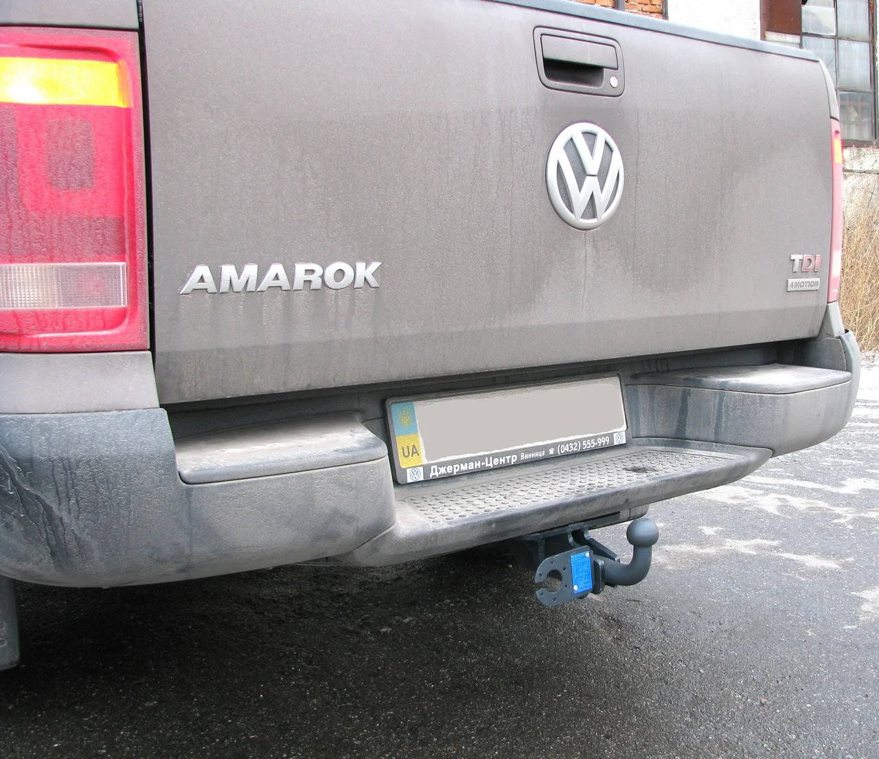 

Фаркоп на Volkswagen Amarok 2010 +