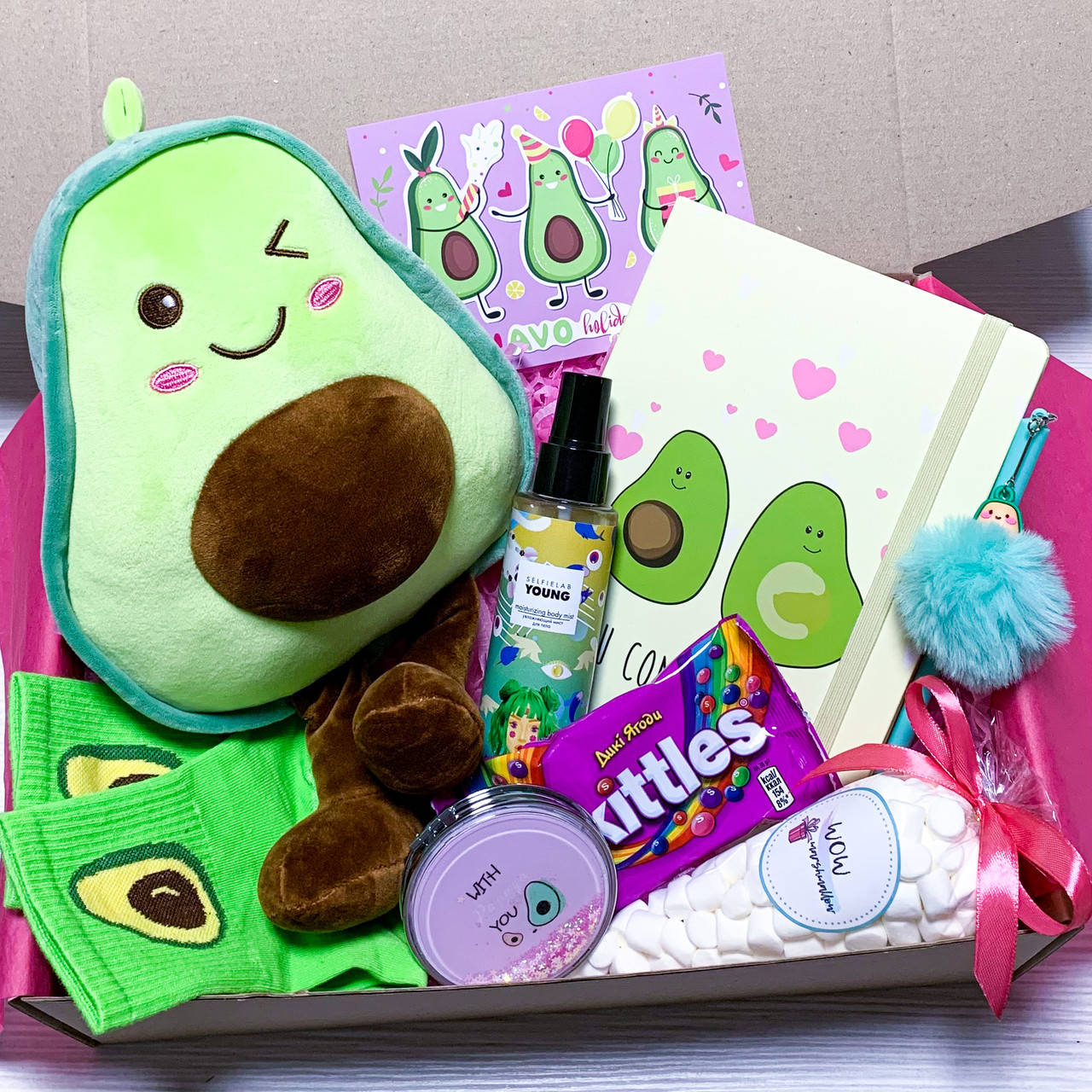 

Подарок для девочки девушки от WOW BOXES "Авокадо бокс №12"