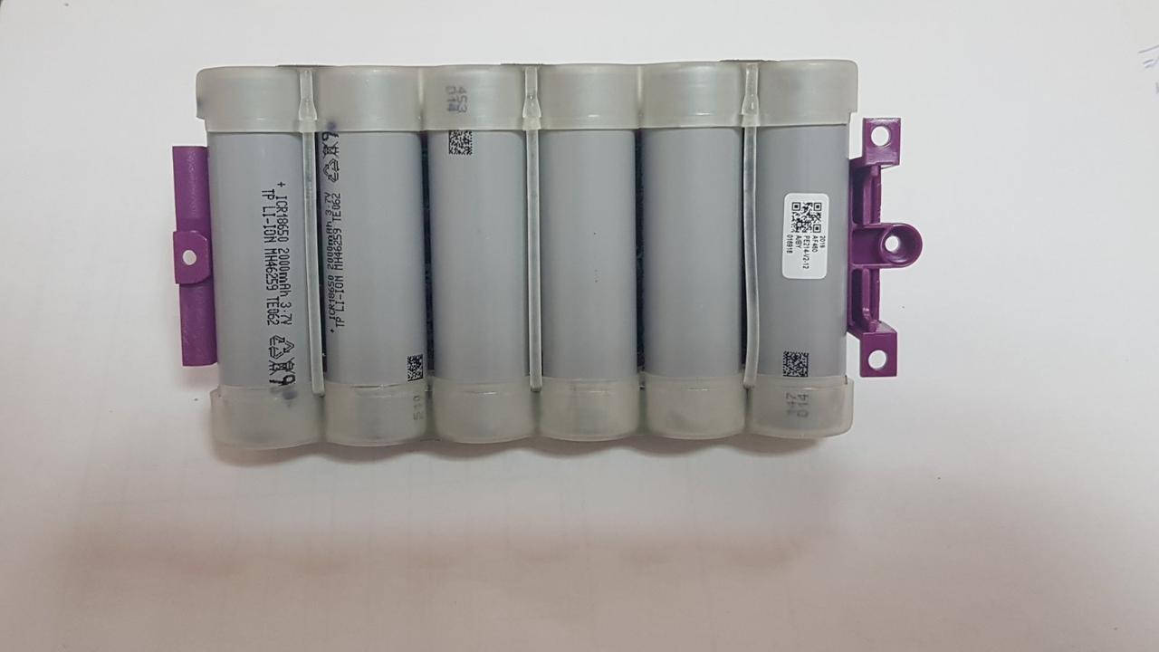 

Аккумулятор Li-Ion для аккумуляторного пылесоса Rowenta RS-RH5650