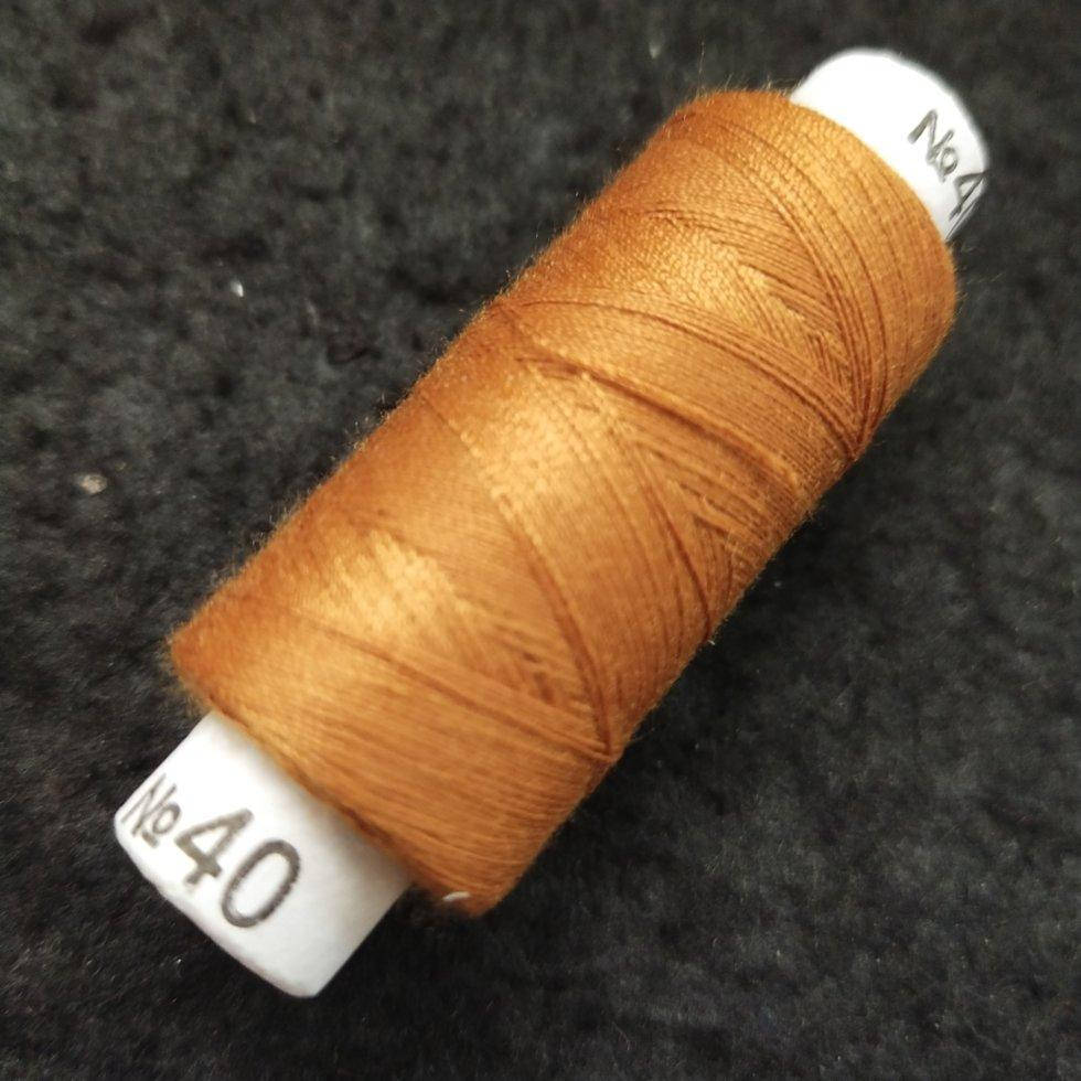 

440 Нитки в катушках, швейные 100 полиэстер 40/2 (боб 200м)