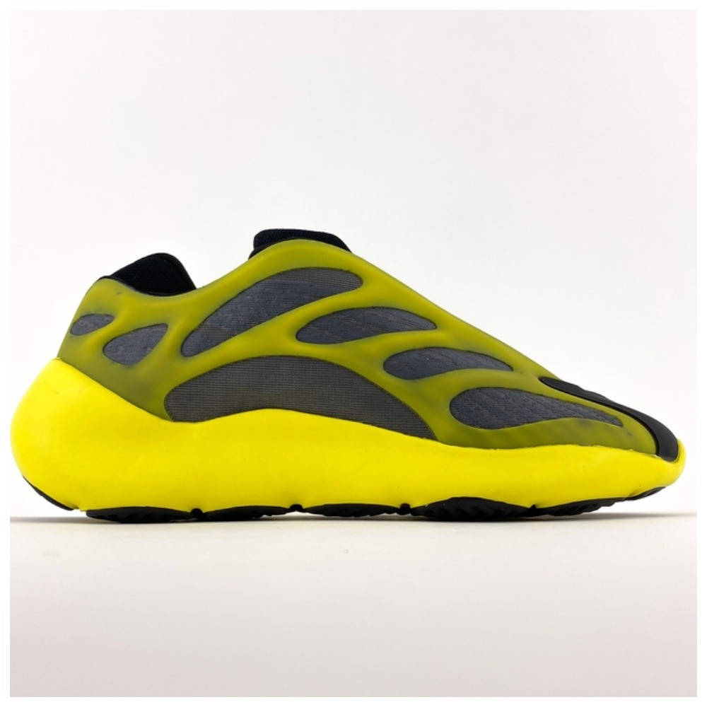

Мужские / женские кроссовки Adidas Yeezy Boost 700 V3 Yellow Black, желтые кроссовки адидас изи буст 700 в3, Желтый