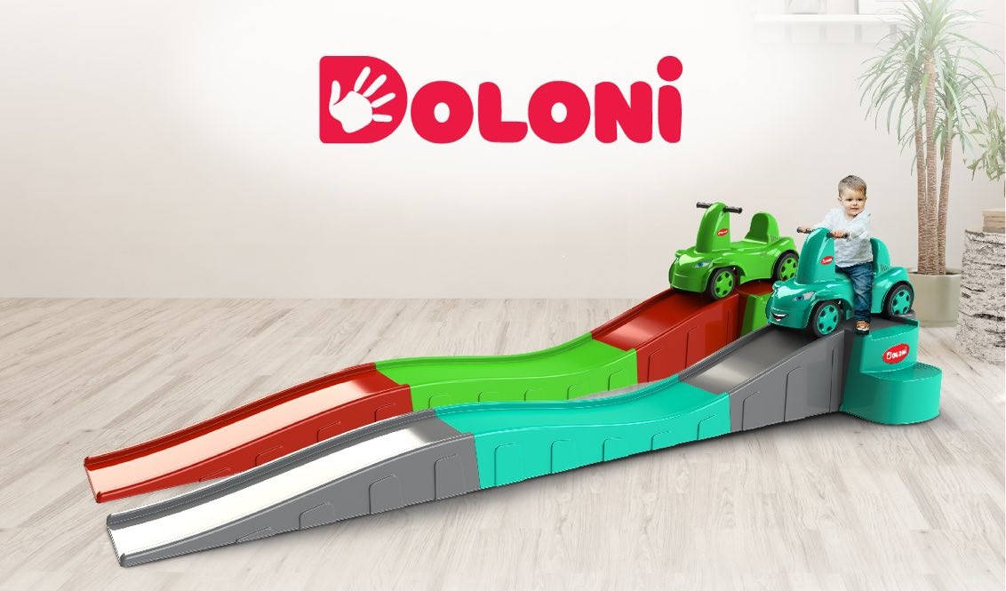 

Машинка с горкой для спуска Doloni (3000 мм)