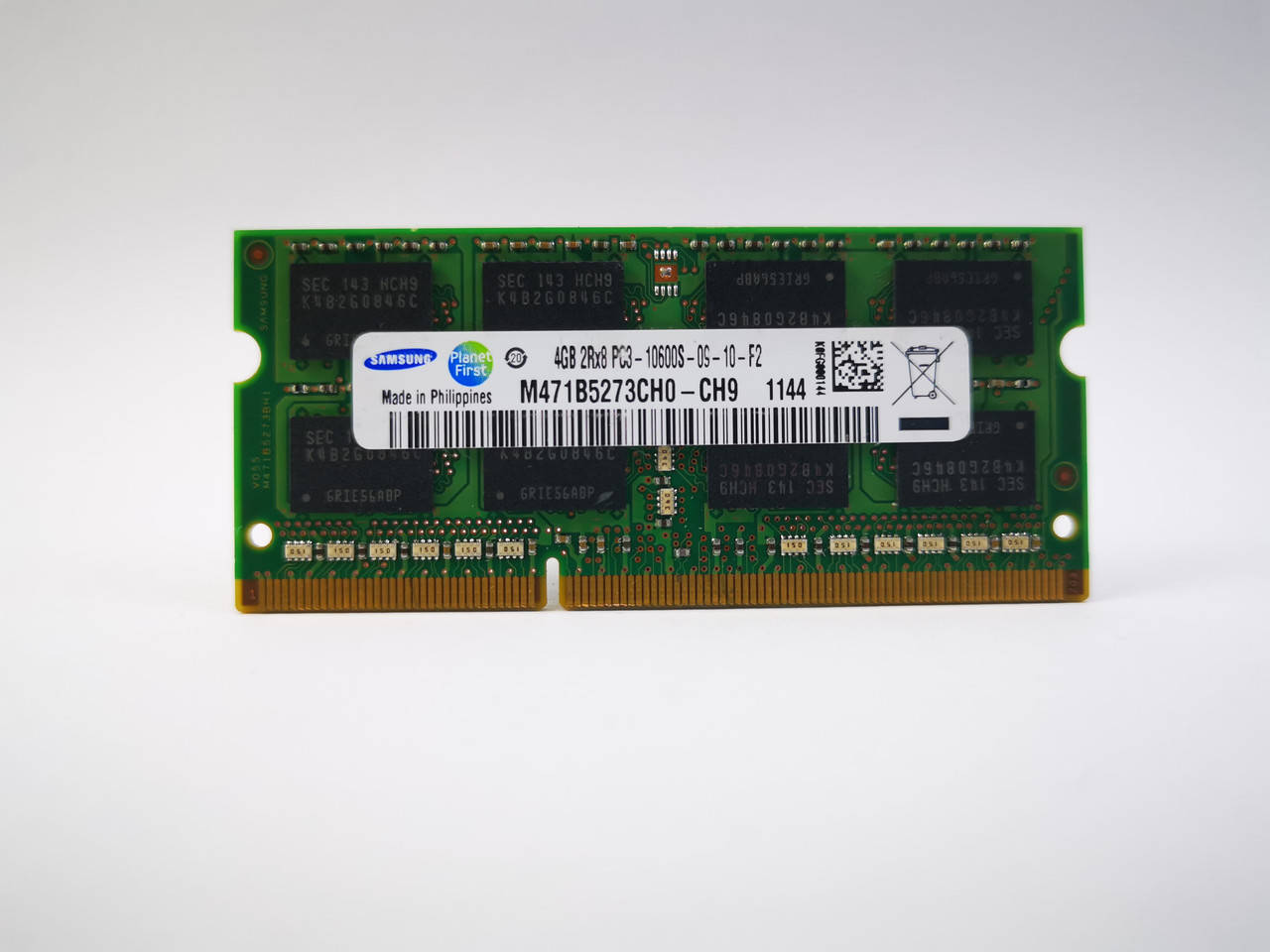 

Оперативная память для ноутбука SODIMM Samsung DDR3 4Gb 1333MHz PC3-10600S (M471B5273CH0-CH9) Б/У