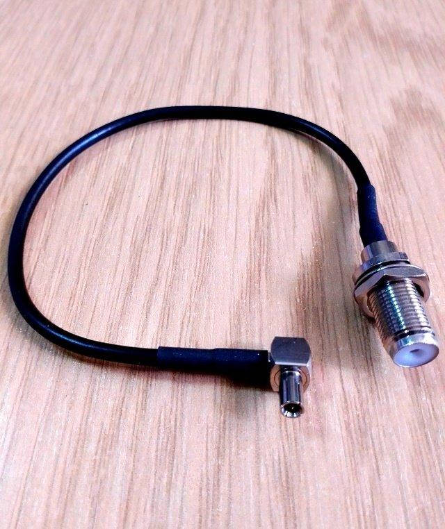 

Штекер угловой TS9 - F-female с проводом RG-174 черный 0,19 м