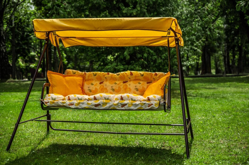 

Садовая Качель 3-х местные Бари