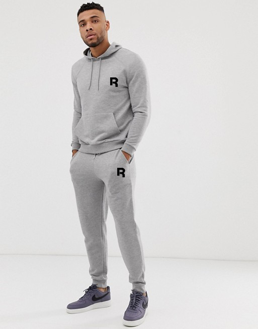 

Серый мужской спортивный костюм Reebok (Рибок) на лето