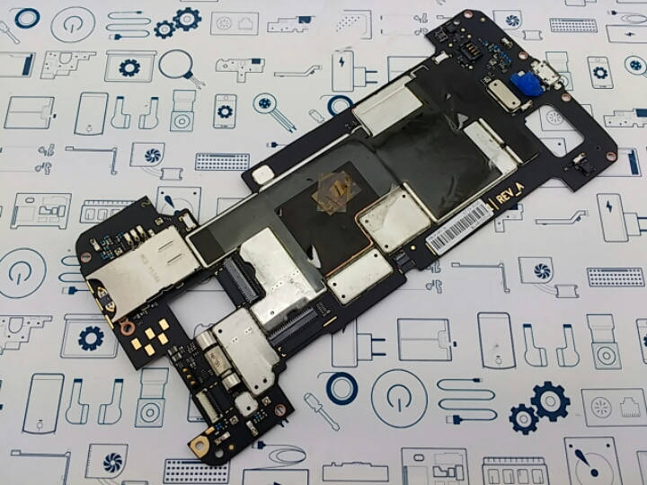 

Материнская плата Motorola X Play XT1562 2/16Gb оригинал с разборки (100% рабочая)