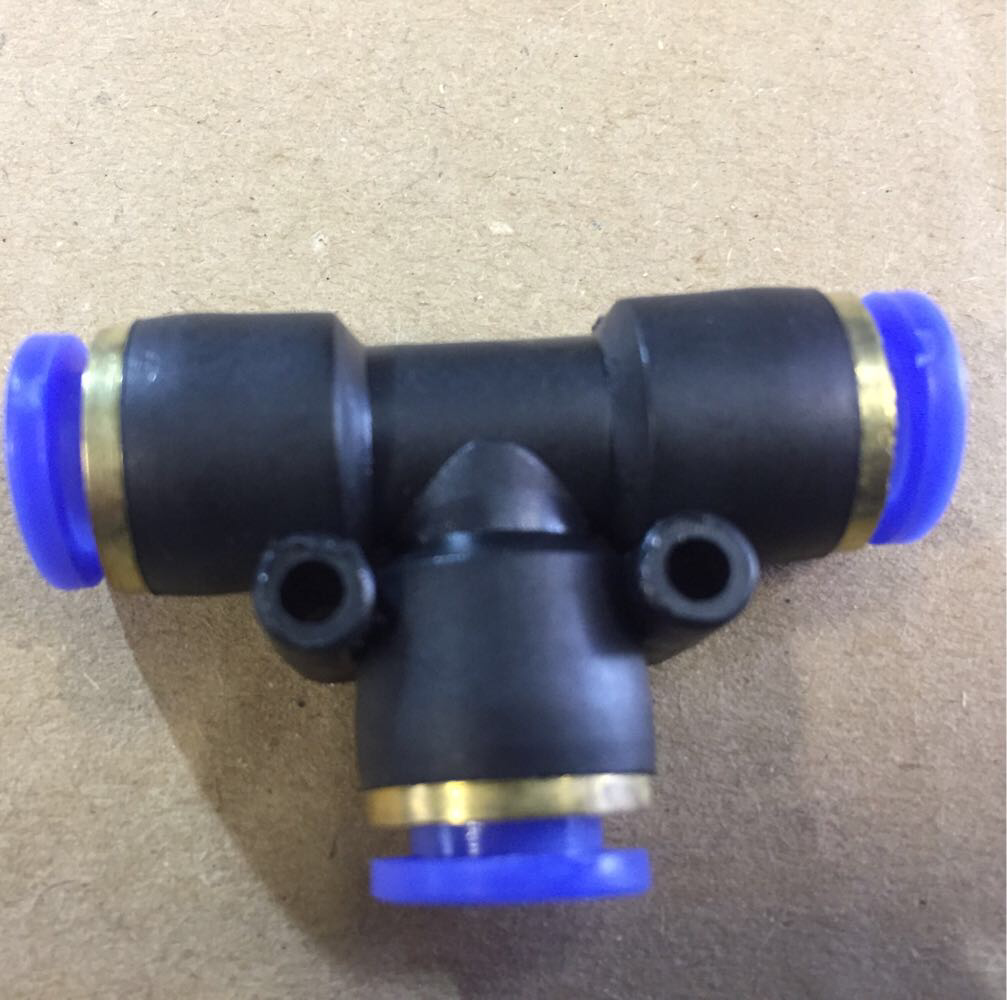 

Соединитель пластиковый (тройник) 10 мм. d 10х10х10 RD 01.02.95