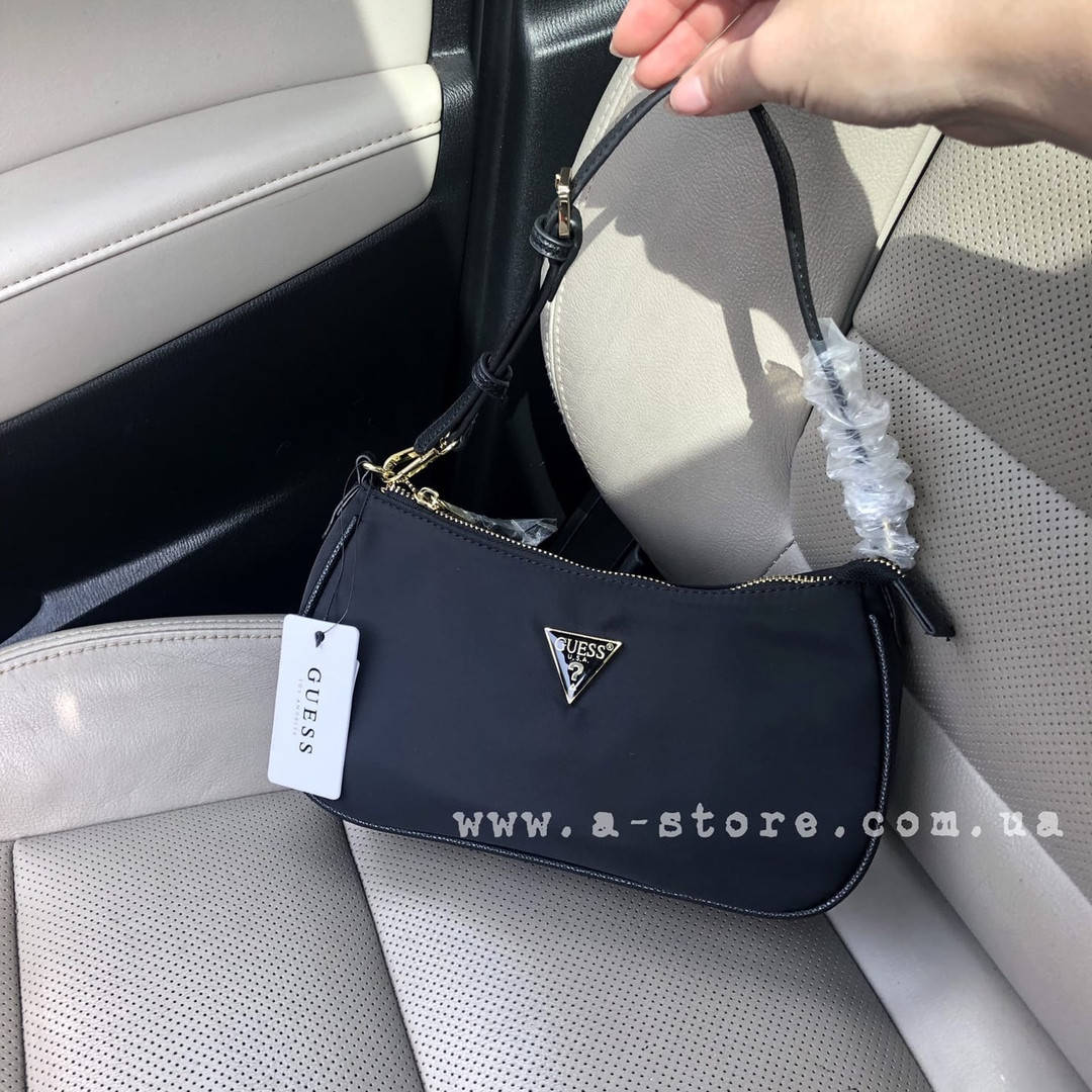 

Новинка. Наплечная сумка в стиле Guess Paris, Черный