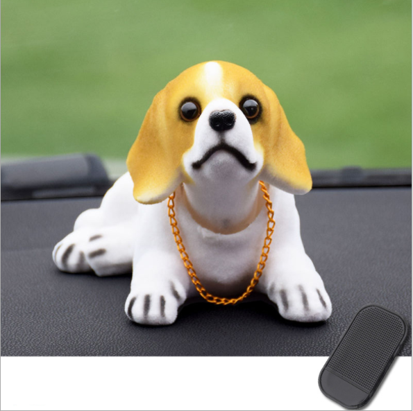 

Собака на торпеду в авто с кивающей головой AIWA порода Бигль 00875