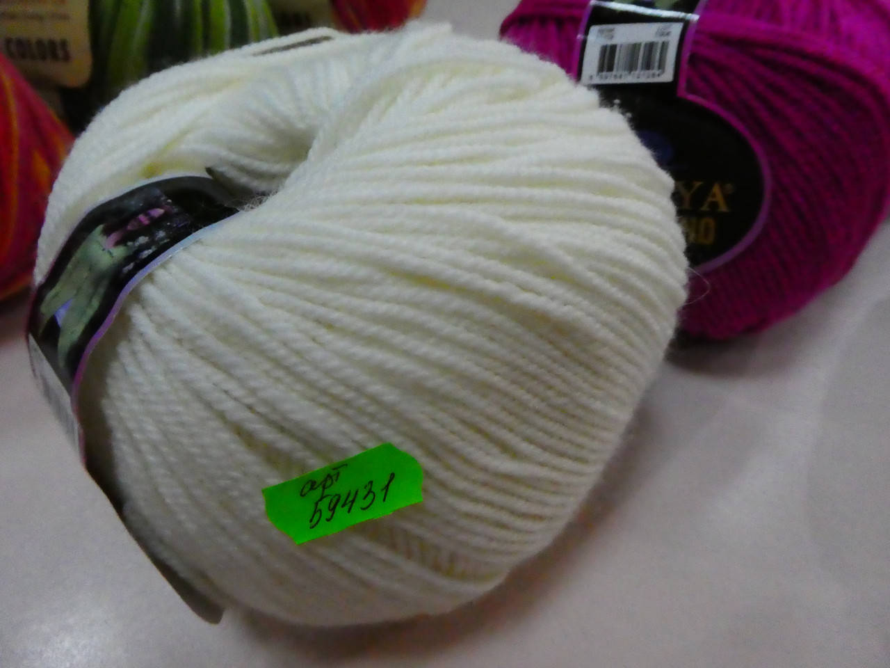 

Пряжа для вязания спицами "DOLCE MERINO".