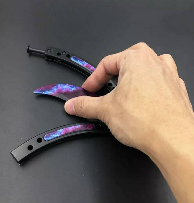 

Складной Нож Бабочка из CS:GO "Галактика" Тренировочный Коллекционный нож (Butterfly Knife)