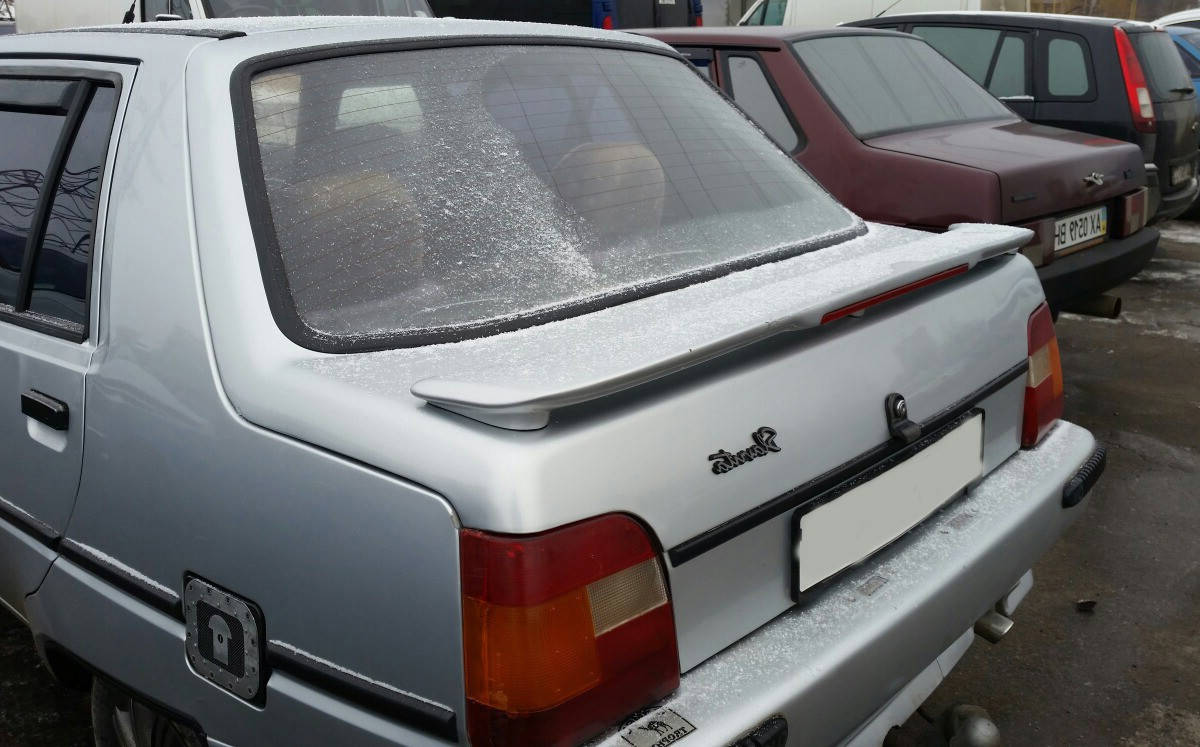 

Спойлер задний Заз 1103 Славута, Черный