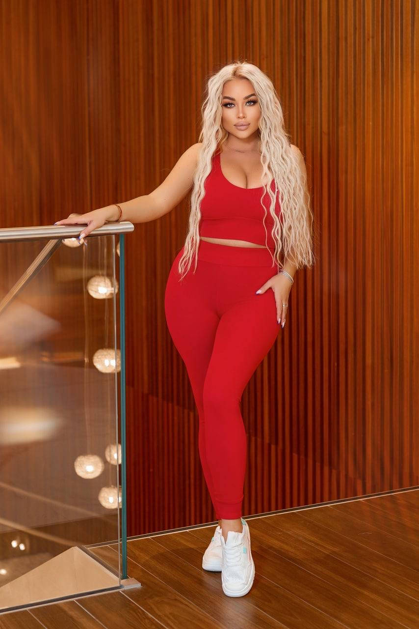 

Красивый женский костюм топ+лосины рубчик