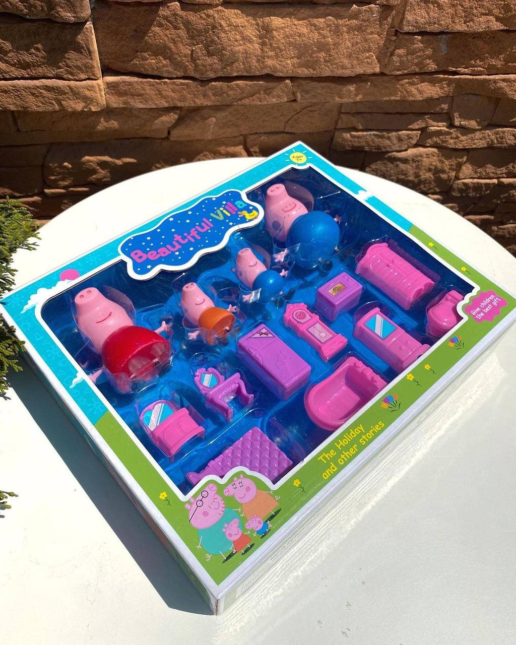 

Свинка Пеппа с семьёй и мебелью