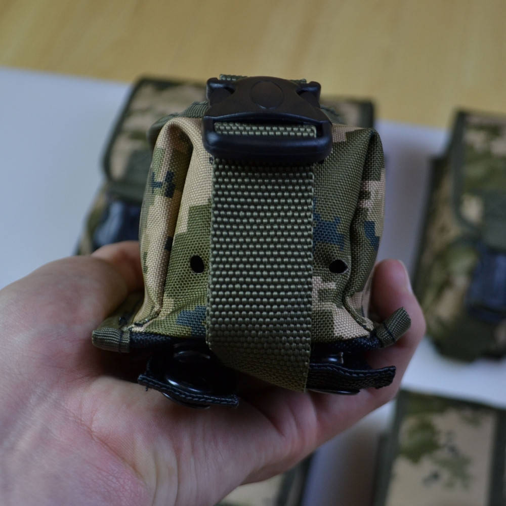 

Подсумок на 2 магазина двойной из кордуры пиксель GU-974 MOLLE тактический