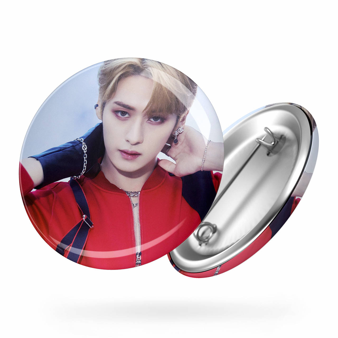 

Значок Stray Kids 28 Lee Know