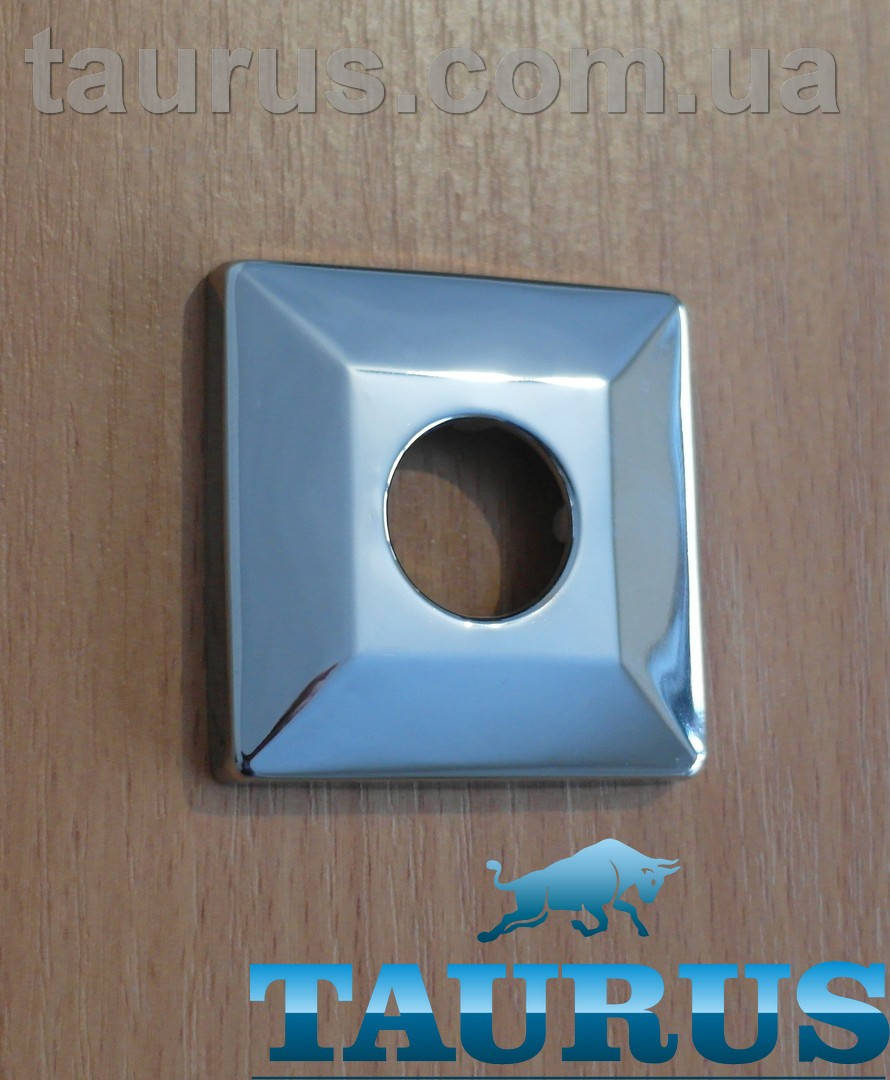 

Квадратная объемная декоративная чашка CUBE 56x56 Volume chrome (фланец), хром, высота 10 мм 1/2"