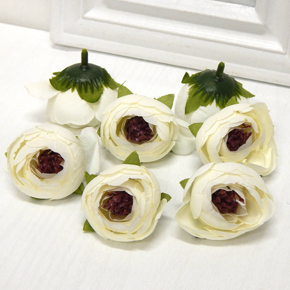 

Головка ранункулюса 4 см, молочный