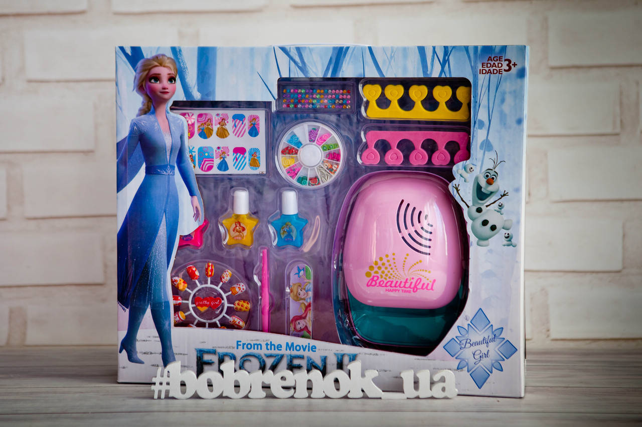 

Детская косметика "Frozen": лаки, стразы, лампа для ногтей