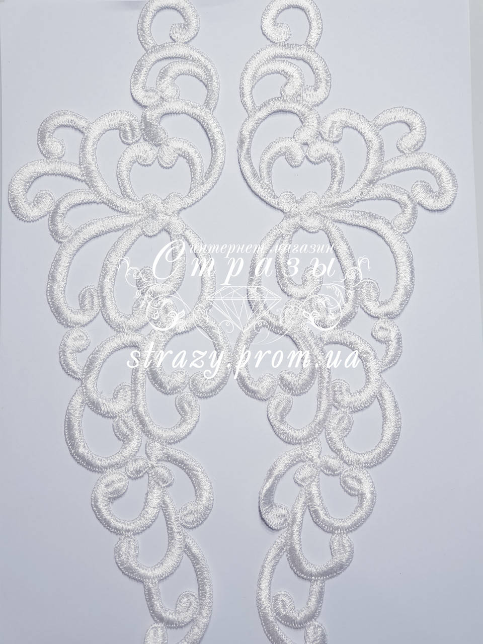 

Лейсы WHITE 31*10см, 1 пара, Белый