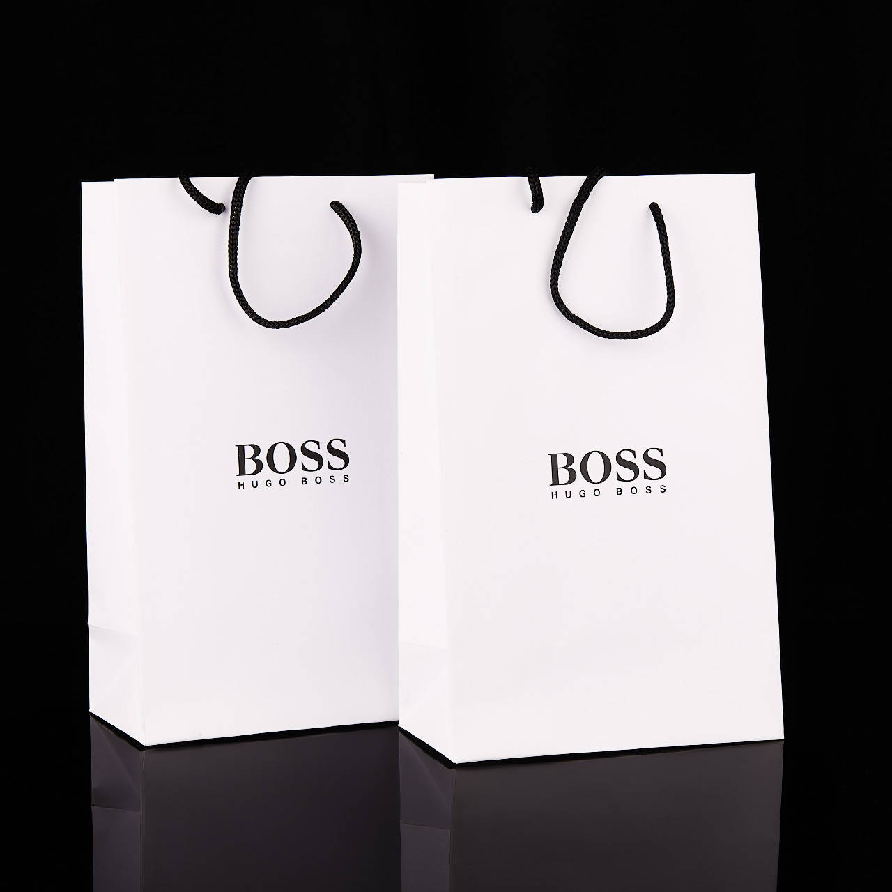 

Пакет бумажный BOSS БОСС 15*25*8,5см