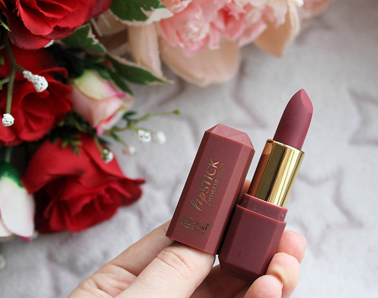 

Матовая помада для губ Dodo Girl Velvet Lipsticks #7